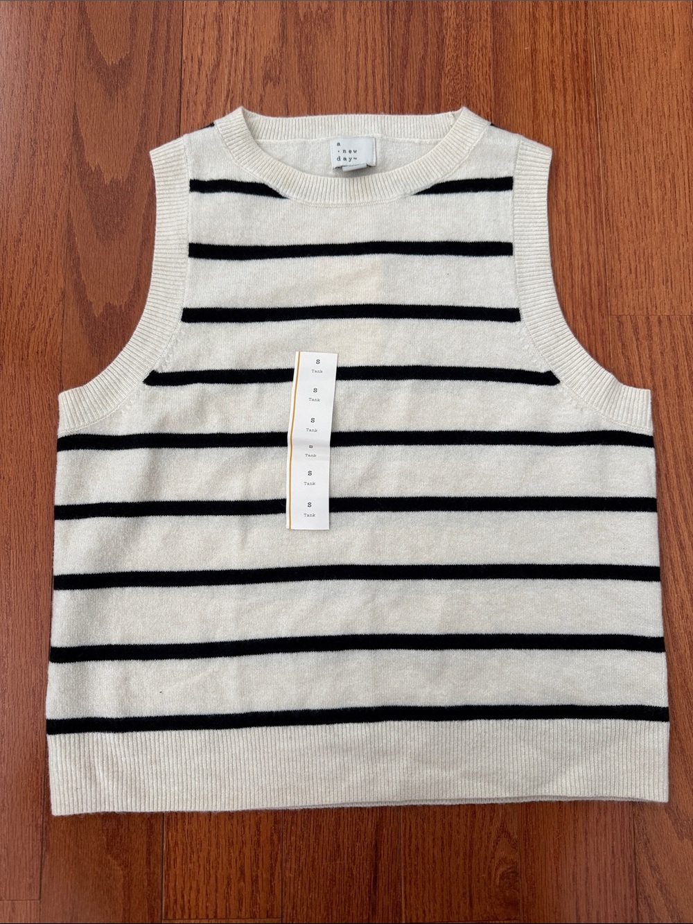 Striped Knit Sleeveless Top - Black/White